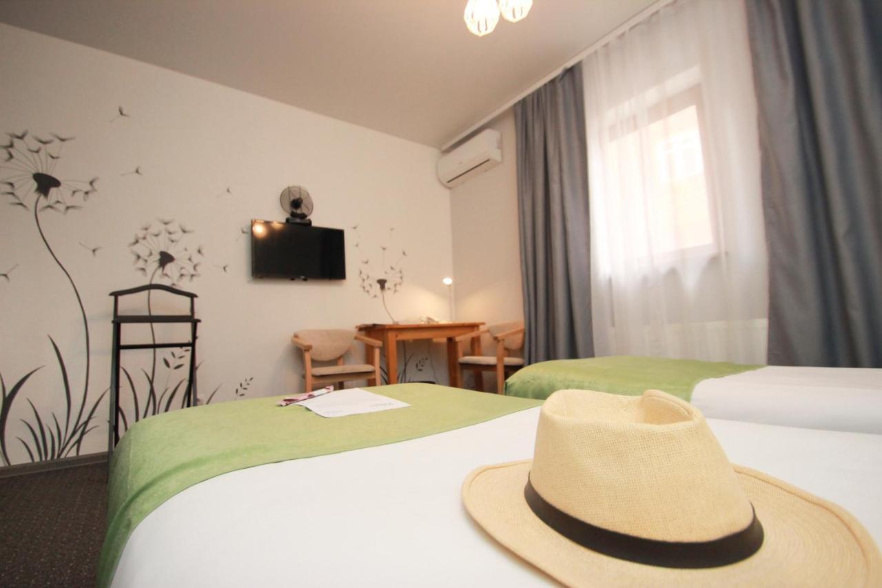 Garden Eco Design Hotel オデッサ エクステリア 写真